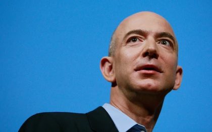 Chỉ nhờ tìm ra một số liệu, bộ não tài năng của "nhân viên phố Wall" Jeff Bezos đã "nảy số" về một Amazon tương lai, biến ông thành tỷ phú giàu nhất thế giới - Làm giàu từ kinh doanh