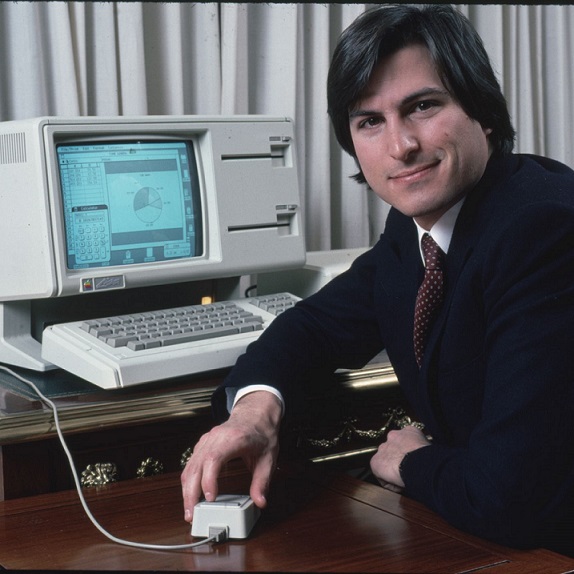 Chỉ một thay đổi nhỏ trong phương thức marketing, Steve Jobs đã tạo nên thành công cho Apple