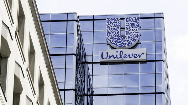 Unilever loại bỏ từ “bình thường” ra khỏi bao bì và quảng cáo - Định hướng tầm nhìn mới về Vẻ đẹp Tích cực