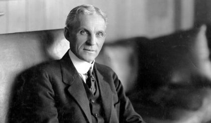Từ câu chuyện 'khán giả nuôi nghệ sĩ', nhìn lại câu nói bất hủ của Henry Ford: 'Khách hàng mới là người trả lương cho nhân viên' - Làm giàu từ kinh doanh
