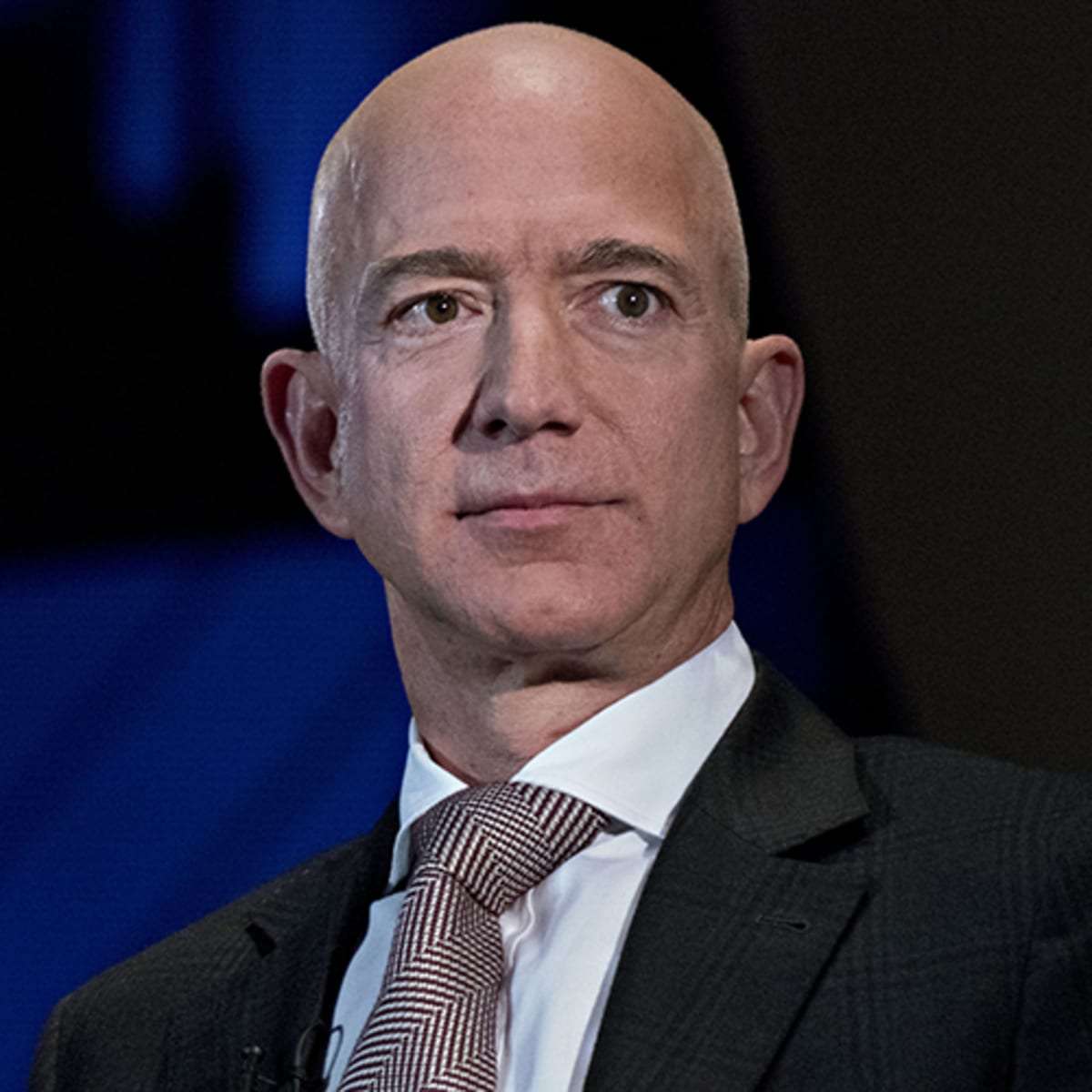 5 bài học thành công của Jeff Bezos sau 27 năm gắn bó với Amazon - Làm giàu từ kinh doanh